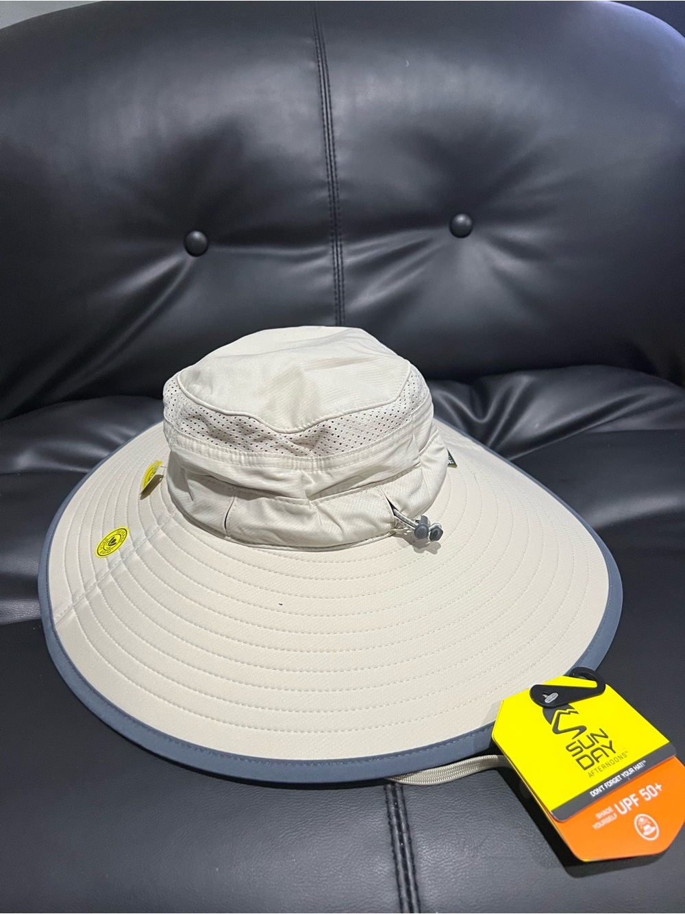 Men's UPF Sun Hat in Light Beige with Gray Trim